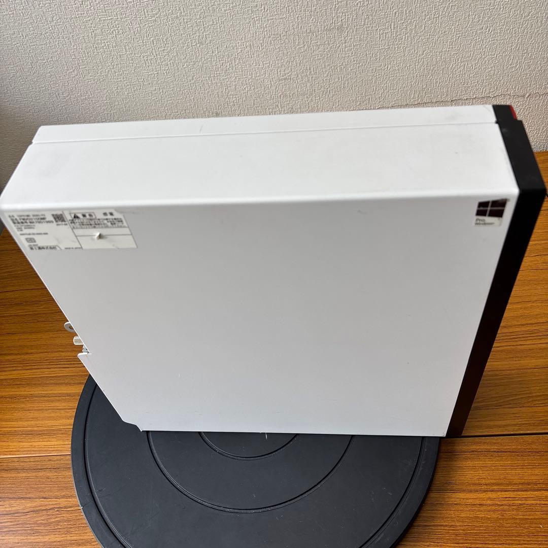 Fujitsu ESPRIMO D586 デスクトップPC起動確認済み