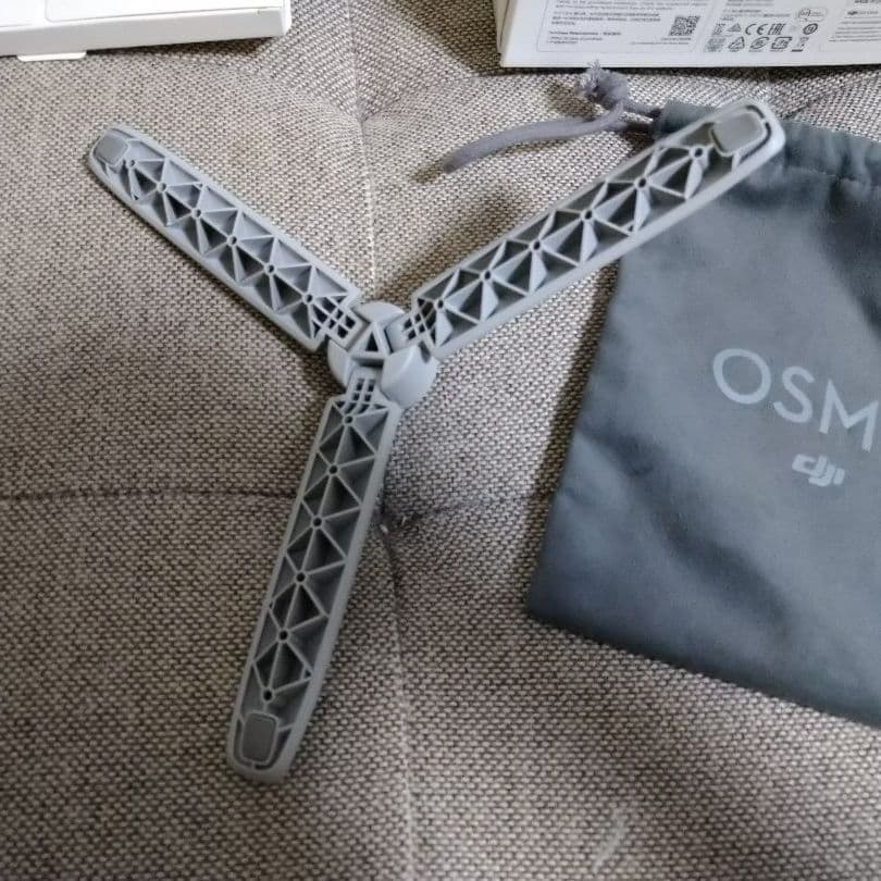 dji OM4 スマホスタビライザー スマホスタンド 自撮り棒 自動追尾 美品