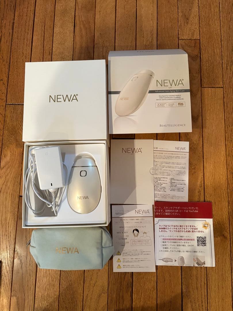 NEWA 美顔器 本体と付属品【正規品】