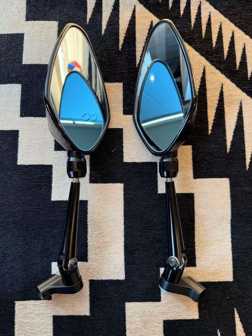 リゾマ　汎用ミラー