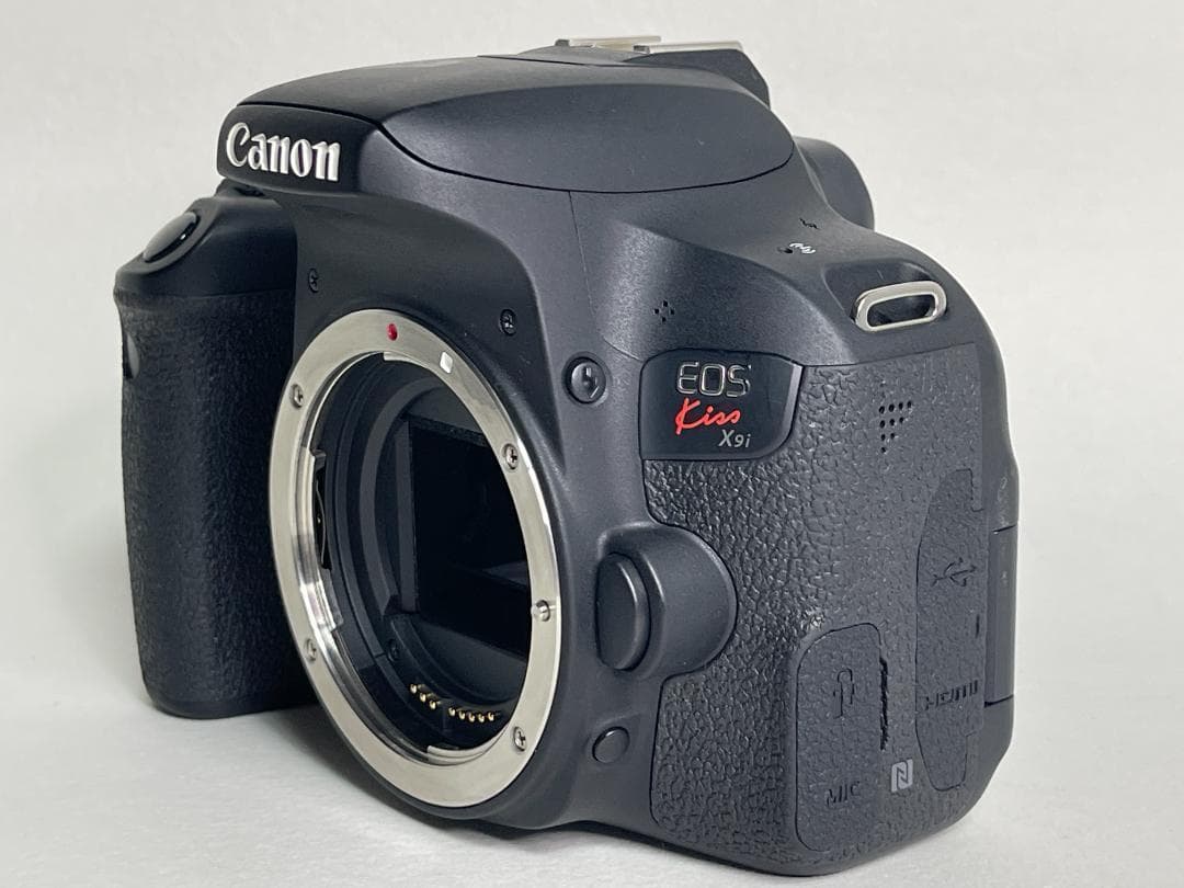 ■美品■ CANON キヤノン EOS Kiss X9i ボディ ブラック