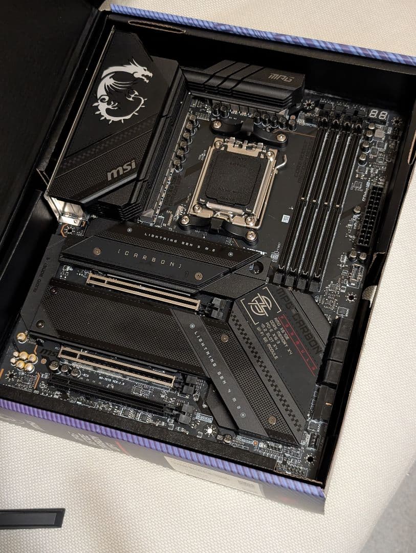 MSI MAG X670E CARBON Wifi マザーボード