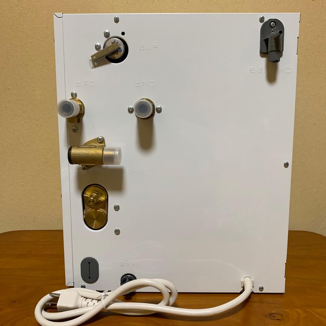 温水器　TOTO REW12B2B1K 訳あり