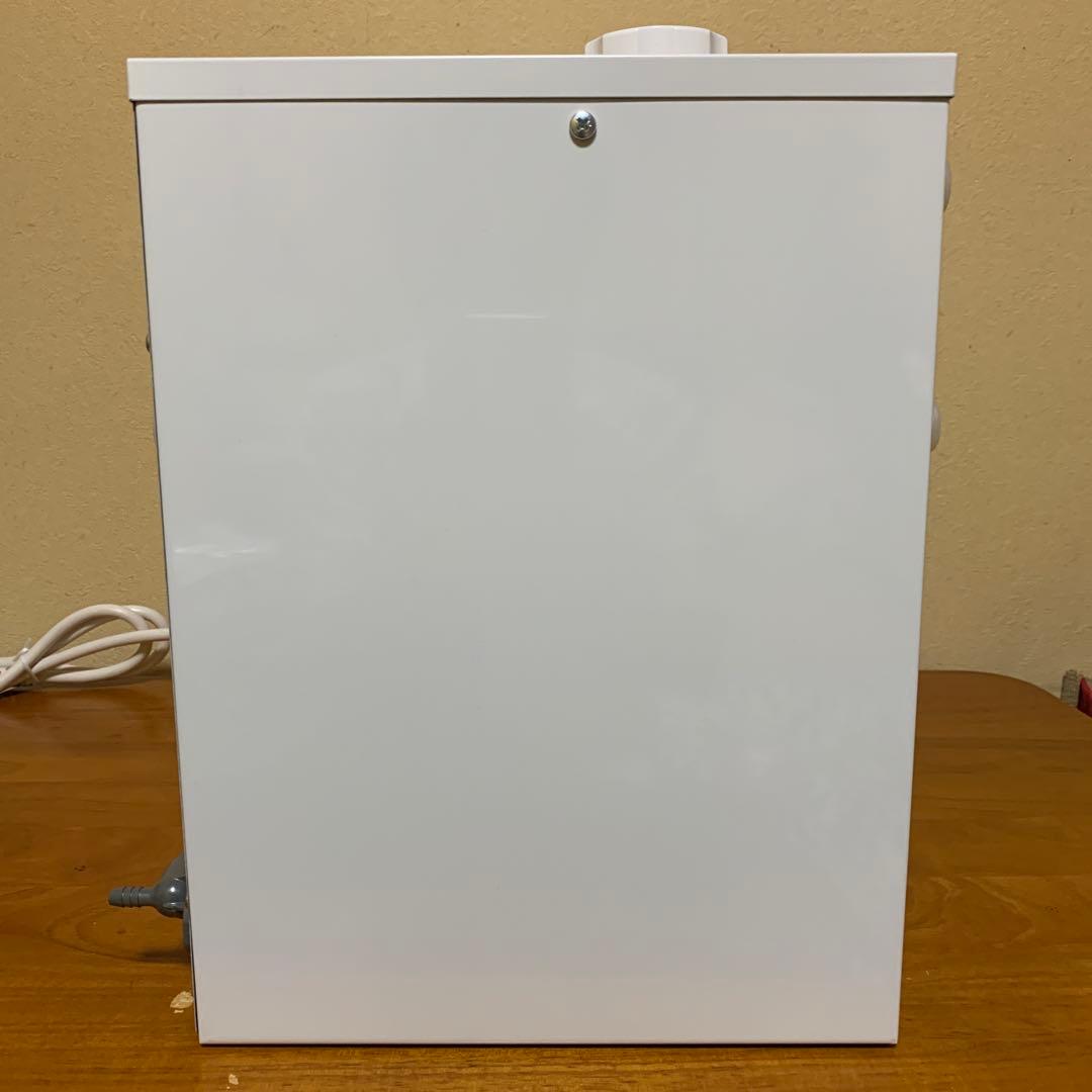 温水器　TOTO REW12B2B1K 訳あり