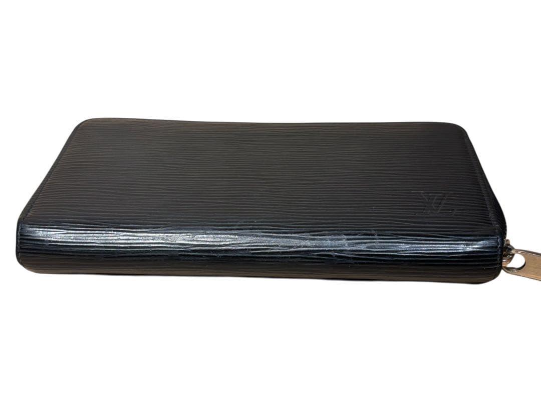 ルイヴィトン ジッピー ウォレット