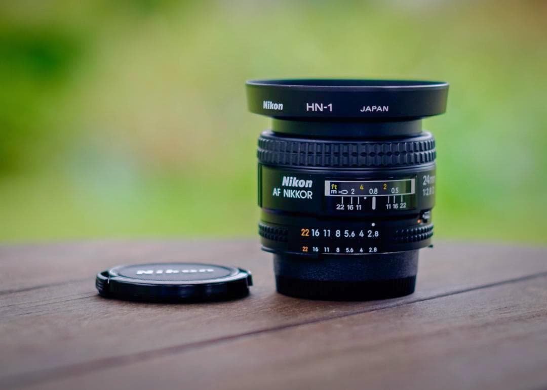 美品 Nikon AF Nikkor 24mm f/2.8D レンズ – 日本製