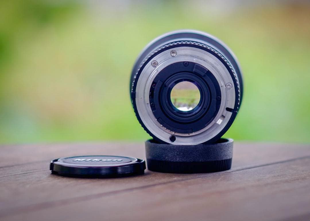 美品 Nikon AF Nikkor 24mm f/2.8D レンズ – 日本製