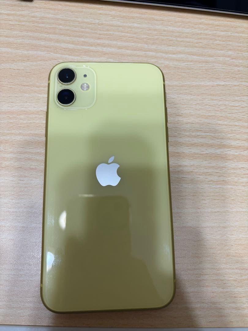 Apple iPhone 11 イエロー 本体 64gb