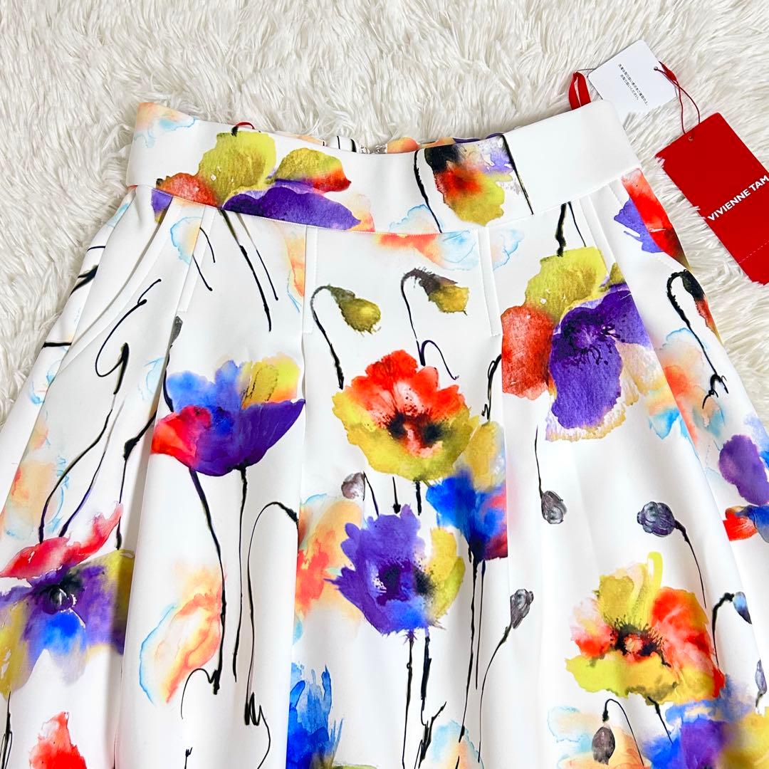 新品⭐️3.1万 ヴィヴィアンタム 水彩画 スカート 花柄 40 白 フレア 希少