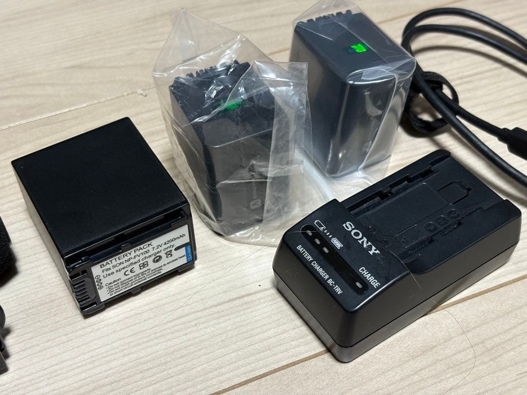 ネ*ロ様 【SONY】FDR-AX60 4K　ECM-GZ1M（ガンマイク）セッ