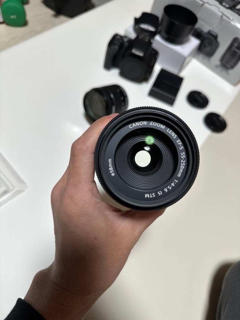 【即日発送】 美品 Canon EOS Kiss X9 ダブルレンズ　おまけ付き