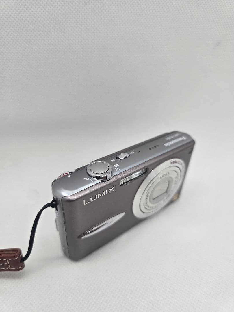 【超美品】Panasonic LUMIX DMC-FX30 付属品付 ケース付き