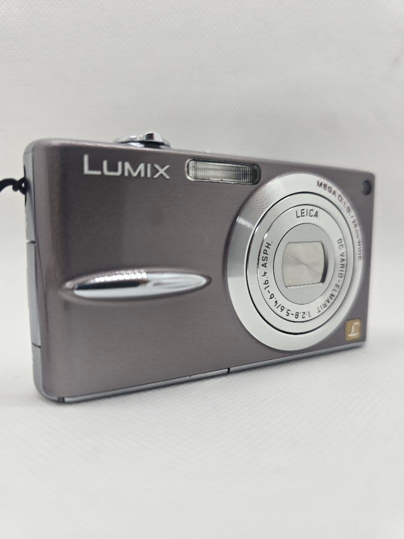 【超美品】Panasonic LUMIX DMC-FX30 付属品付 ケース付き