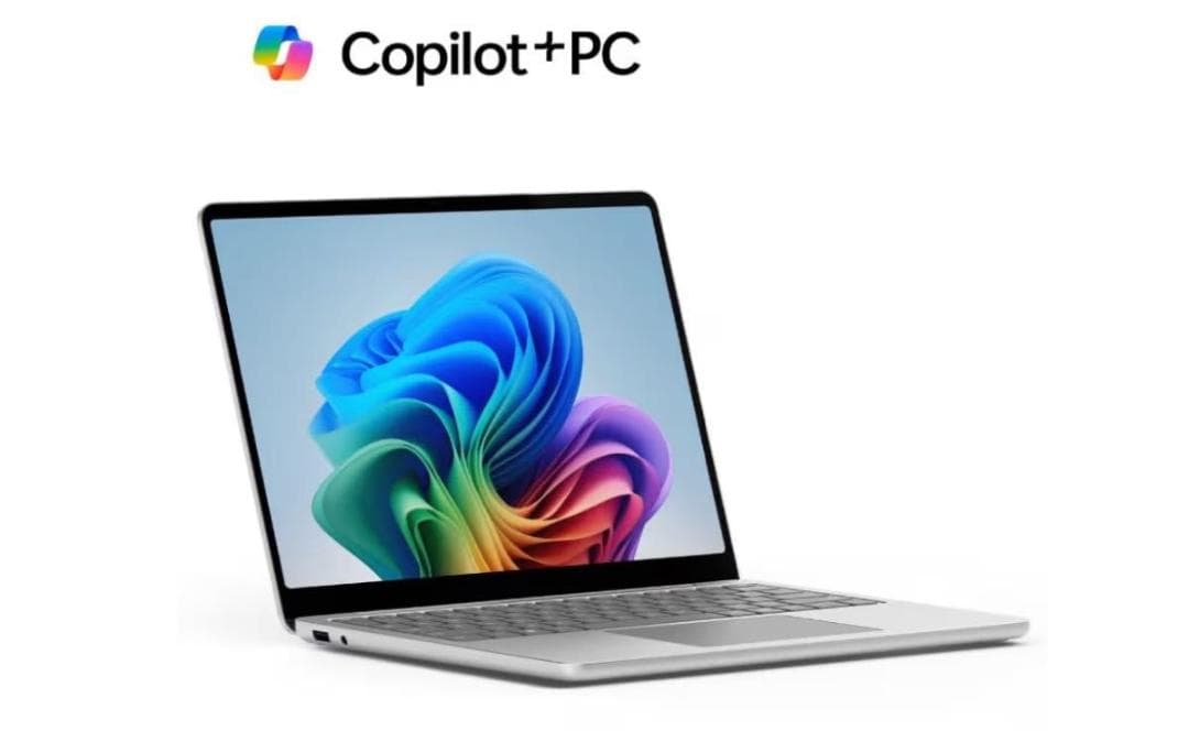 Surface Laptop 13 インチ Snapdragon X Plus