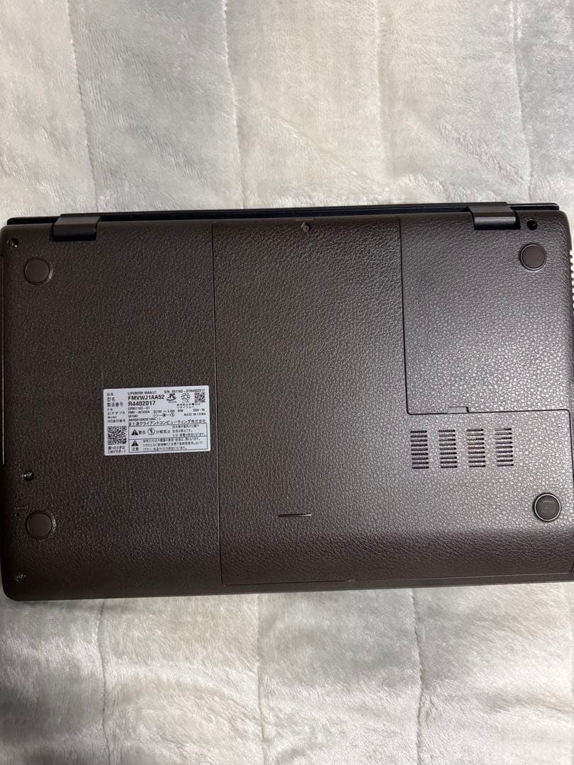 FMV LIFEBOOK WJ1AA52 500SSD ノートPC 極美品