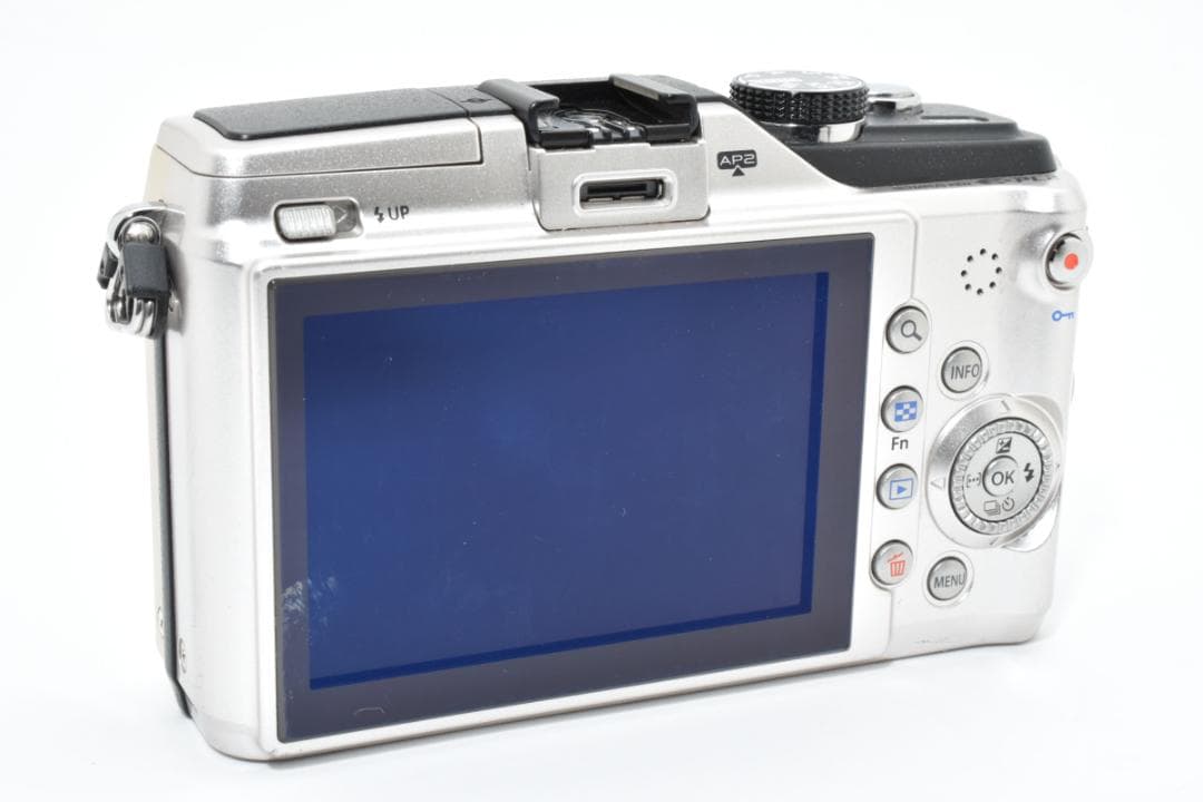 オリンパス ペン E-PL2 ミラーレスデジタルカメラボディ シルバー