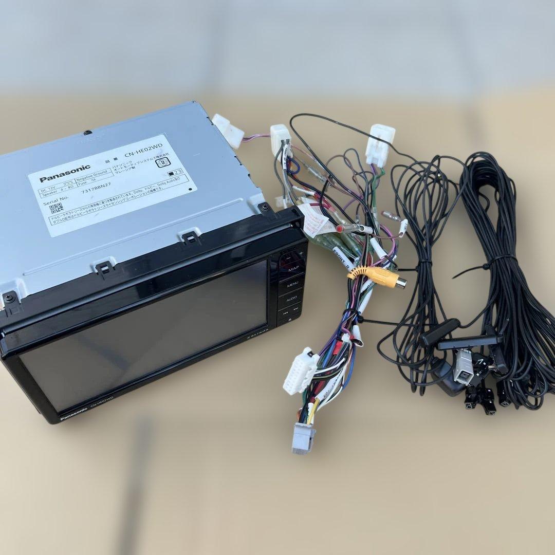 Panasonic CN-HE02WD カーナビ 本体 取扱説明書付き