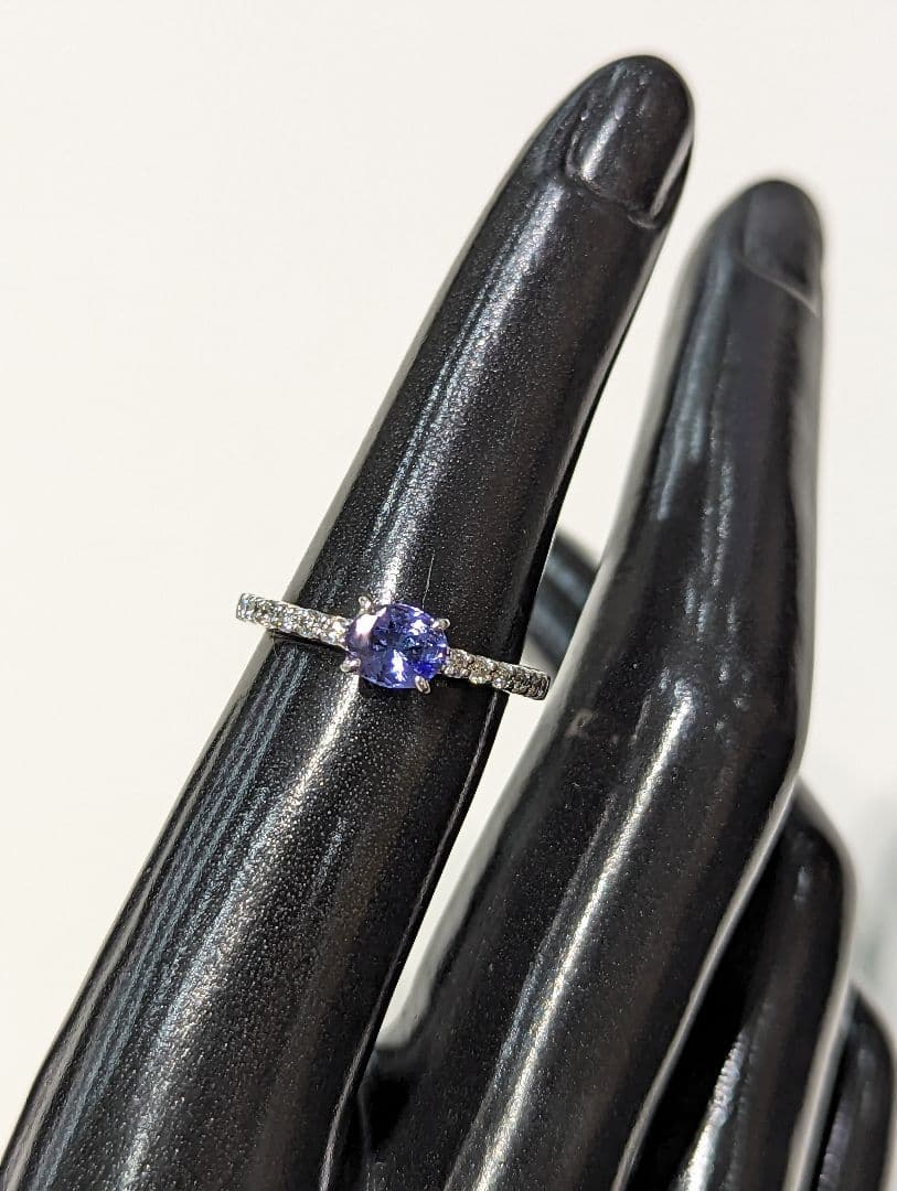 Ｋ18WG/タンザナイト/ダイヤモンドリング