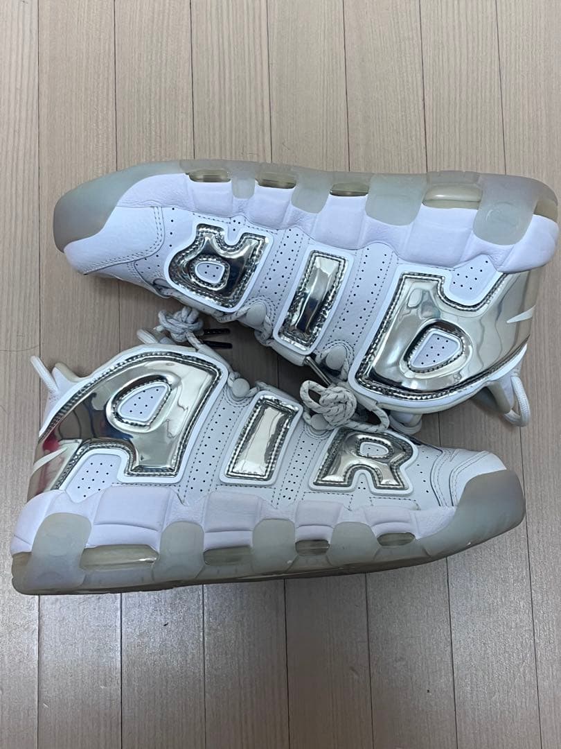 Nike Air More Uptempo ホワイト/クローム