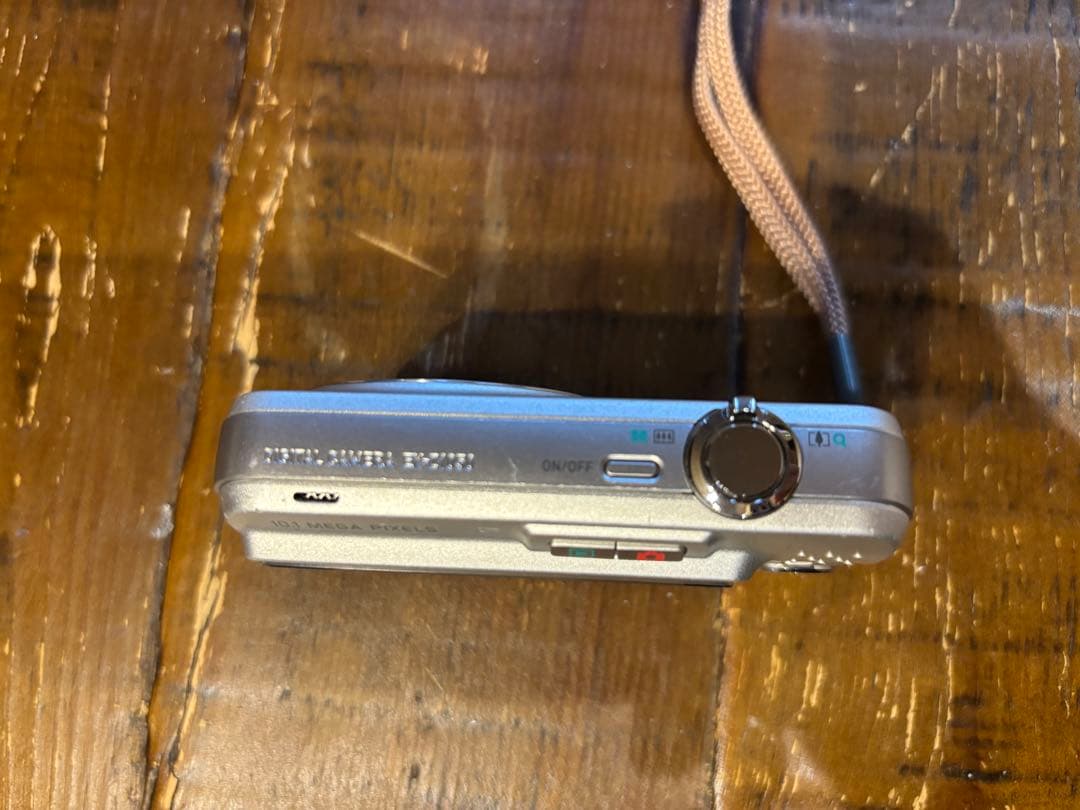 CASIO EXILIM EX-Z1050 デジタルカメラ