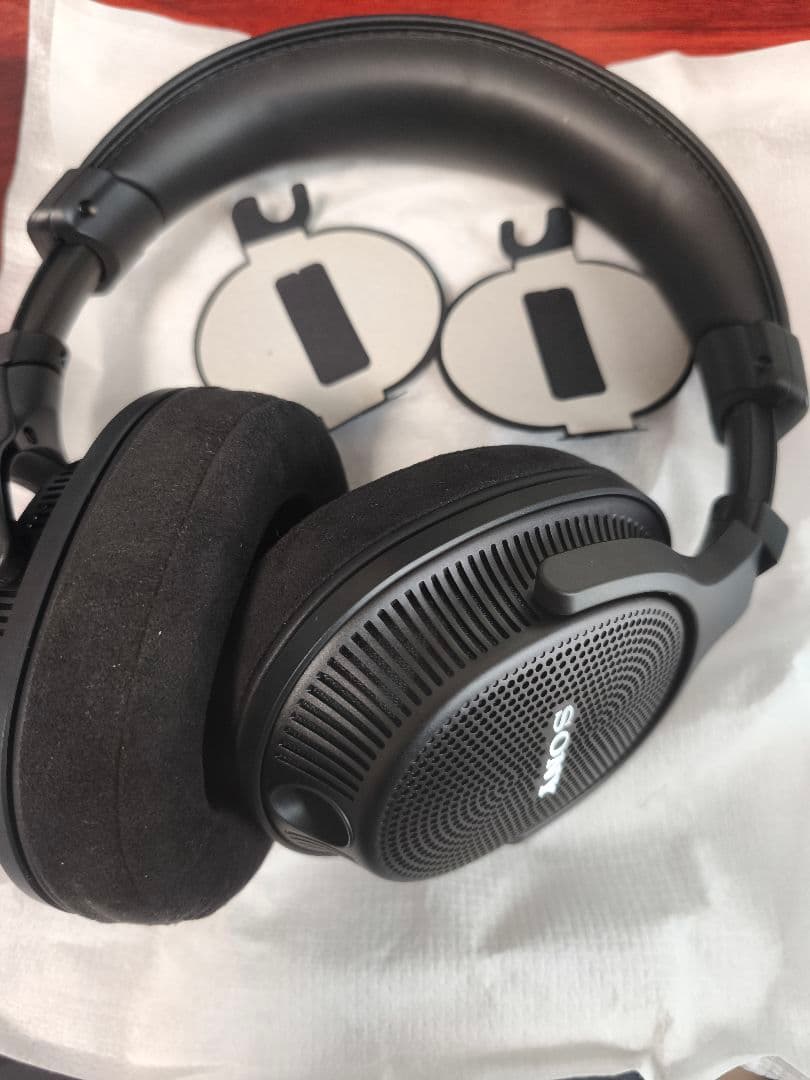 ソニー　モニターヘッドホン MDR-MV1:背面開放型モニターヘッドホン