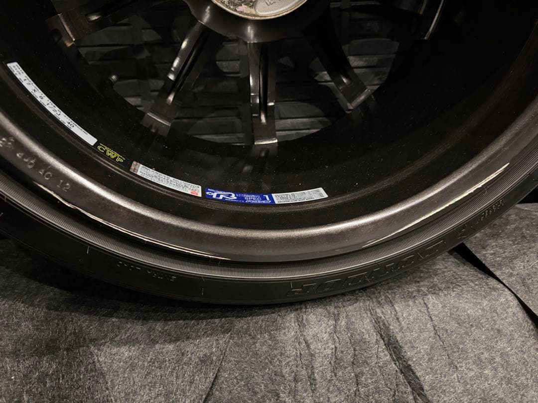 【超美品】NDロードスターRAYS 57トラセンド17インチ8.5j FACE2