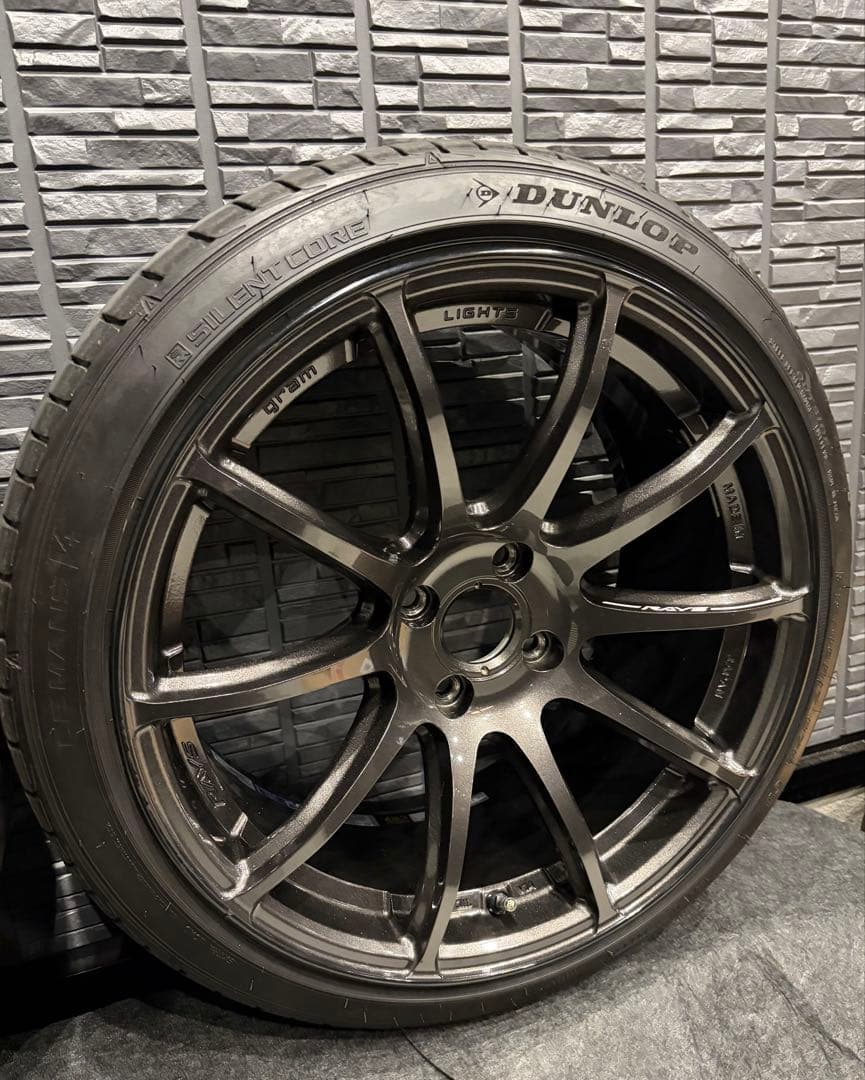 【超美品】NDロードスターRAYS 57トラセンド17インチ8.5j FACE2