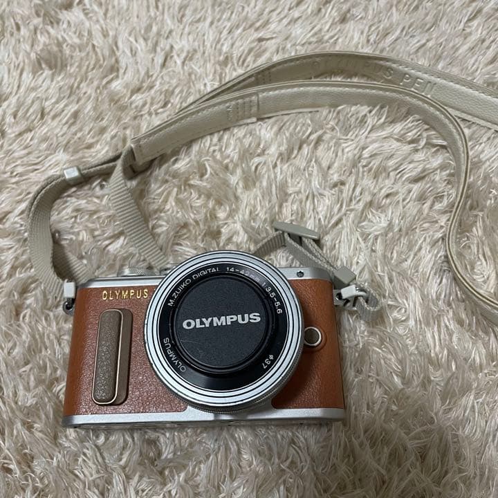 OLYMPUS E−PL8 E-PL8 BROWN ミラーレス一眼　SDカード付