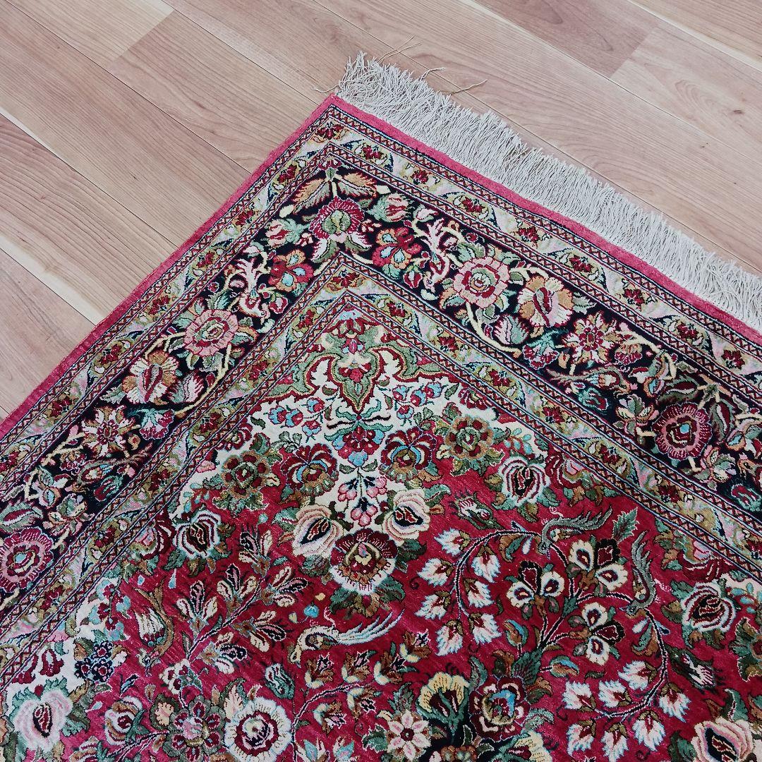 Y3009 ペルシャ絨毯 クム産 シルク100% 手織り81万ノット