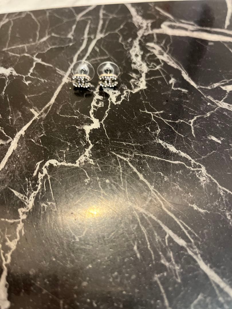 シャネル　CCロゴ　ピアス　ミニサイズ　美品