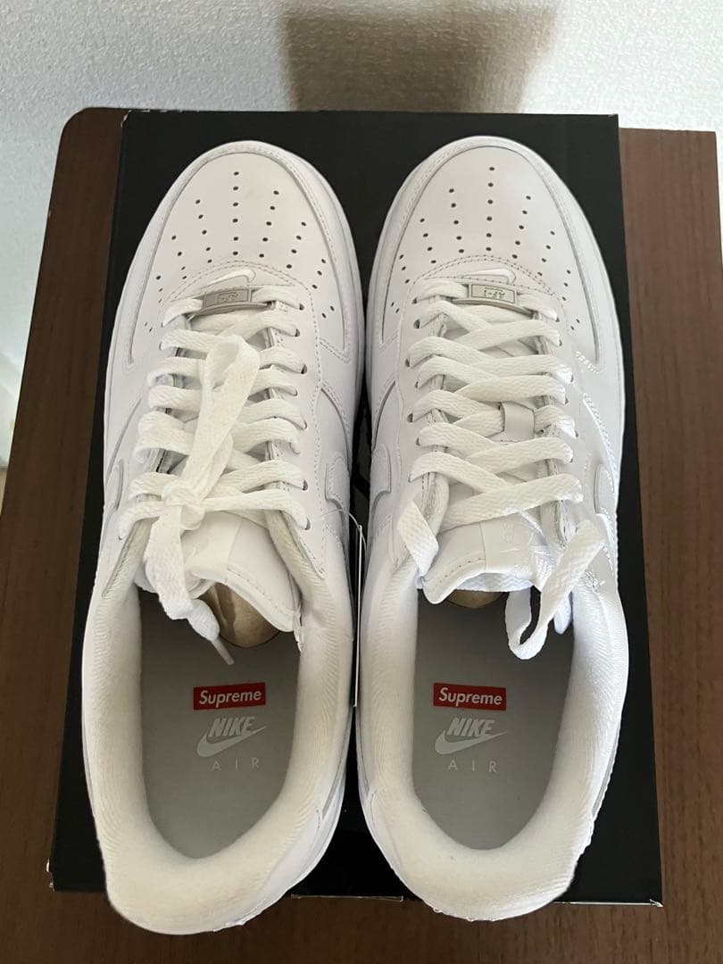 ※かやぼー※ Nike Air Force 1 Supreme ホワイト