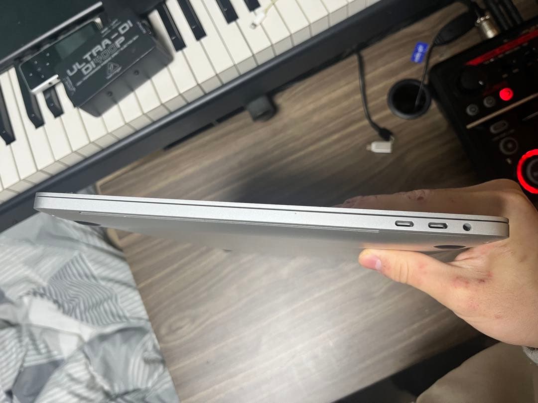 MacBook Pro 16インチ Core i9/32GB /1TB ジャンク