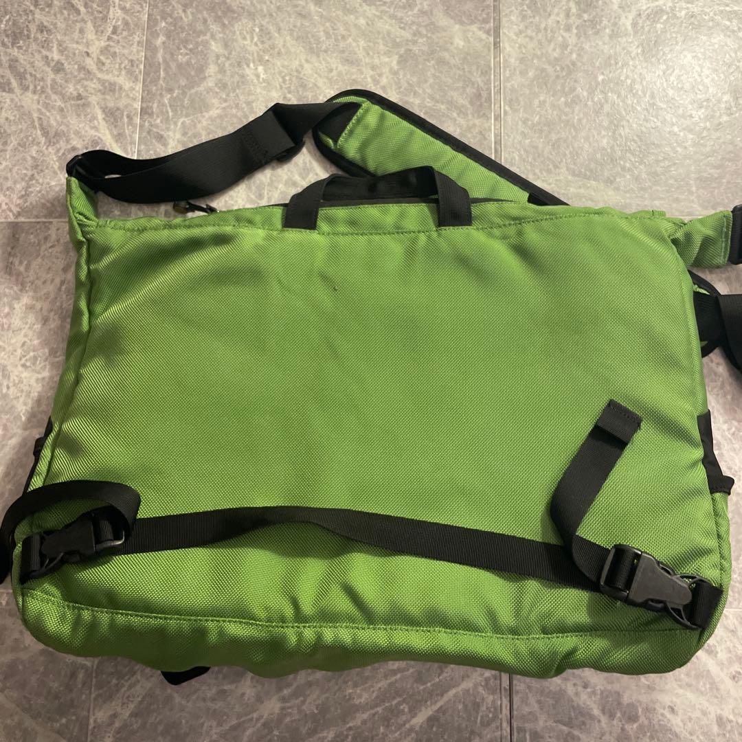 00s パタゴニア　ショルダーバッグ　ハーフマス　メッセンジャー