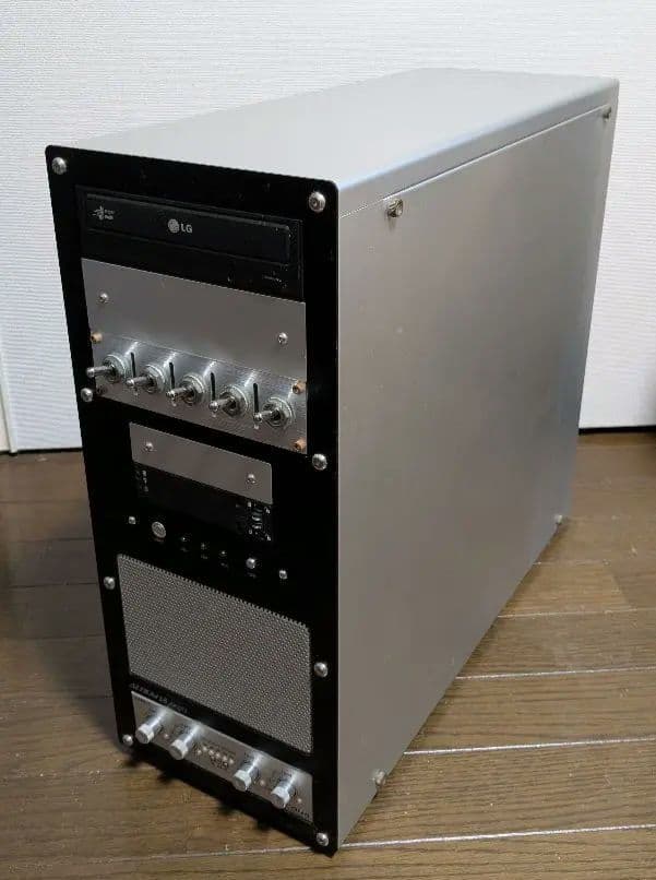 win10 16GB 2T i5 7600 アルミケース デスクトップパソコン