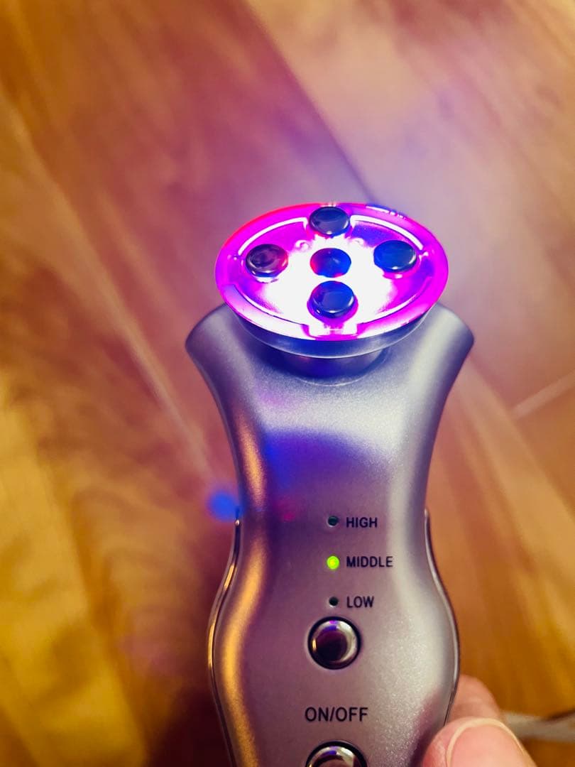 Liberata 美顔器 充電器付き 動作確認済み