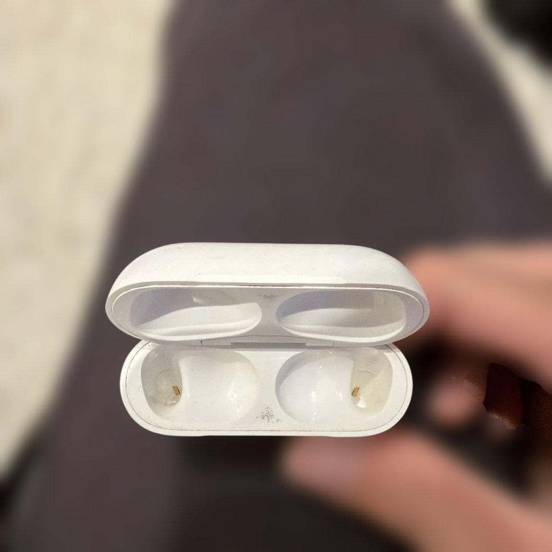 初代AirPods pro 刻印入り