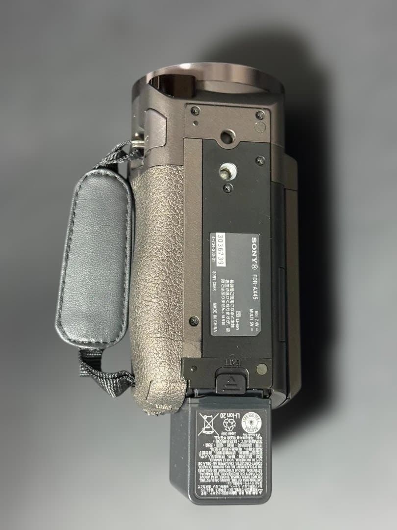 美品 SONY FDR-AX45 4K ビデオカメラ 本体 予備バッテリー2個