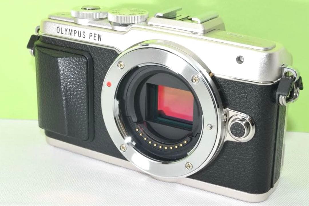 OLYMPUS E-PL7 ☆送料無料☆