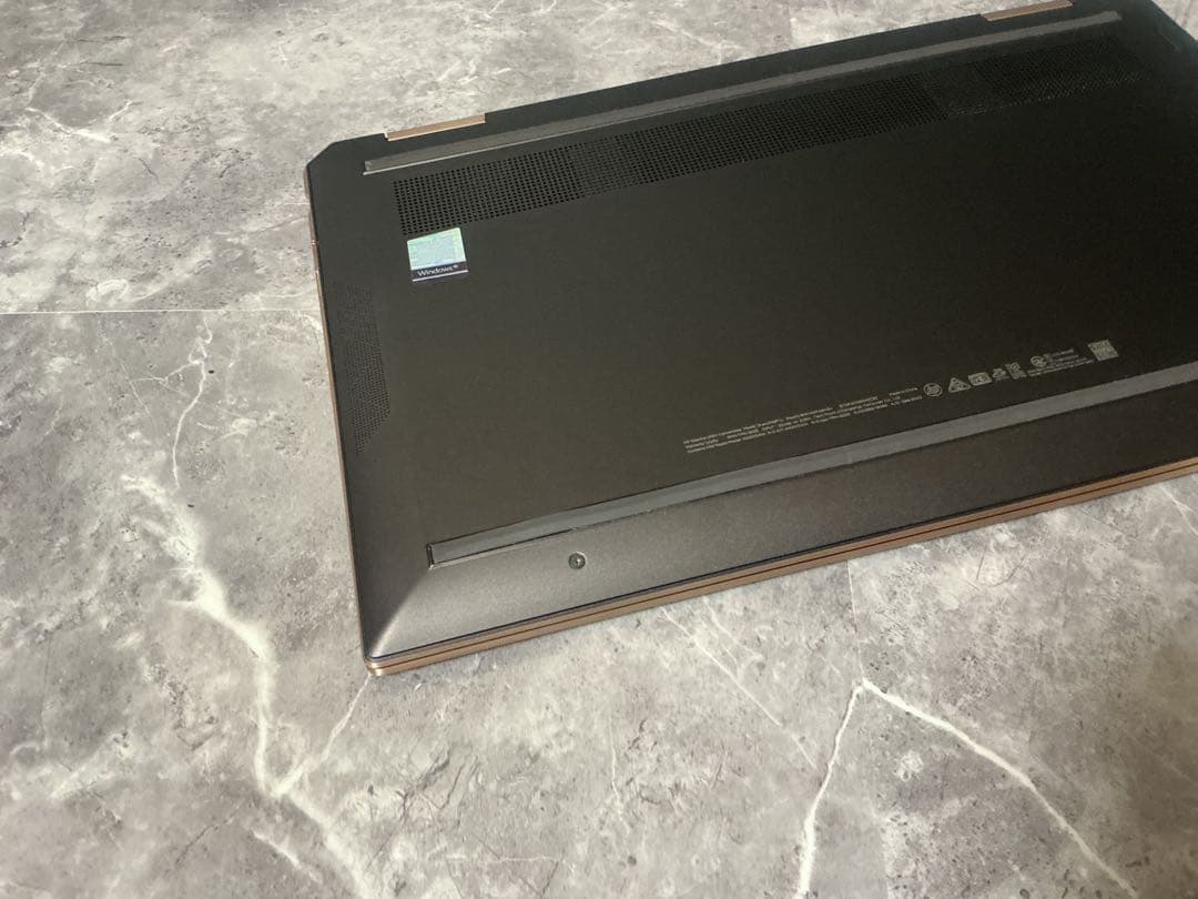 美品 HP SPECTRE corei7メモリ16GB NVMeSSD256GB