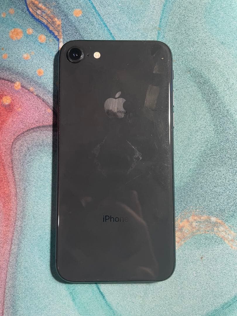 iPhone 8 スペースグレー 【ジャンク】