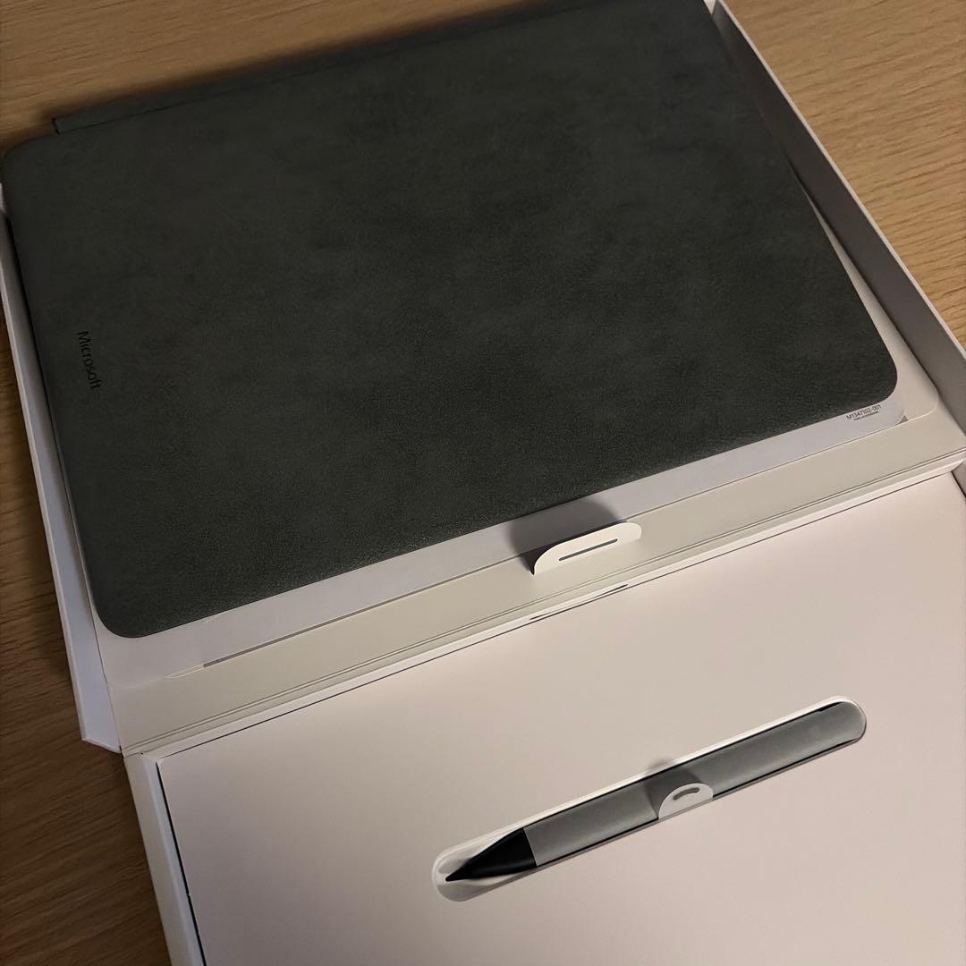 Microsoft Surface Pro 12インチキーボード・ペン付き