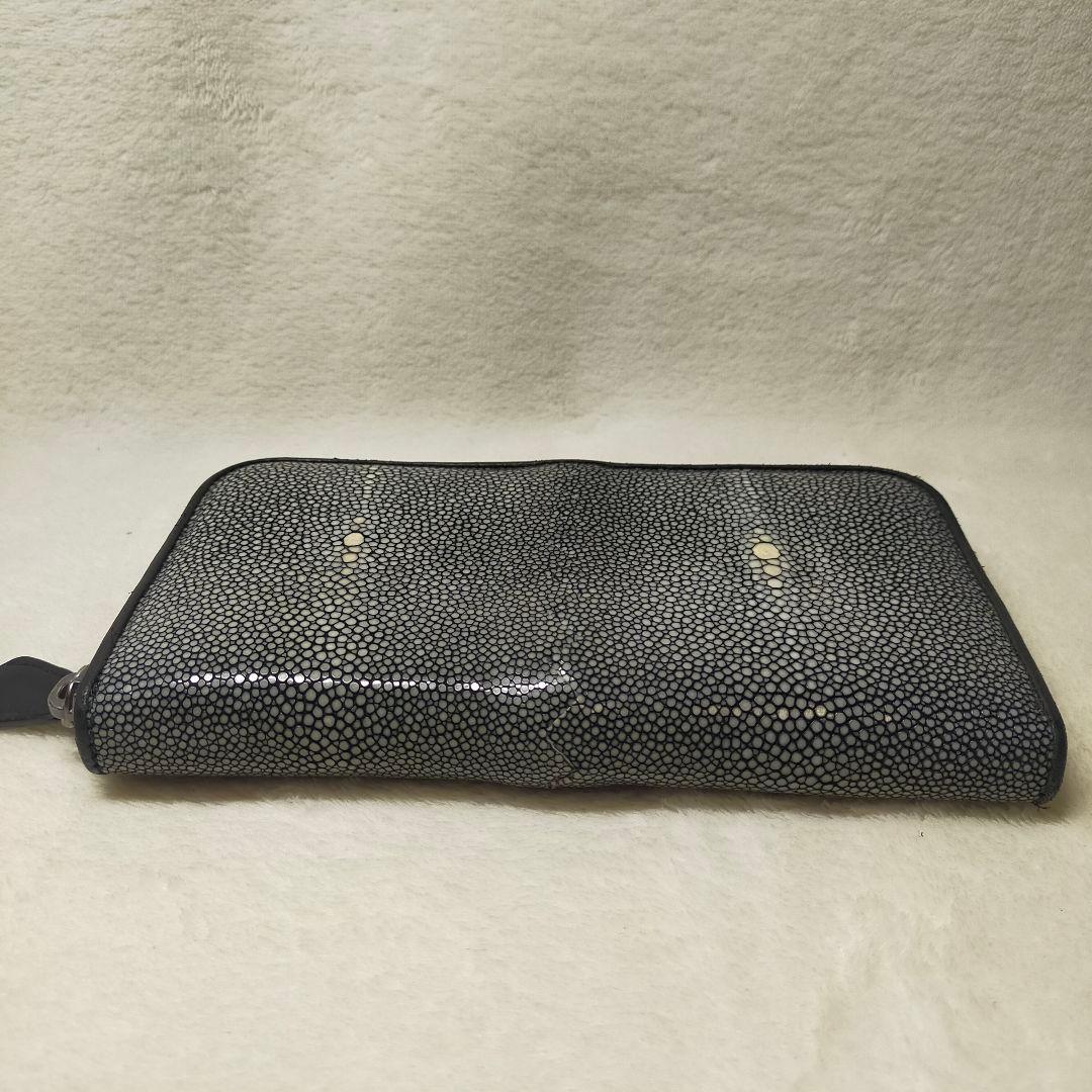 希少 ボッテガヴェネタ スティングレイ エイ革 ラウンドファスナー 黒