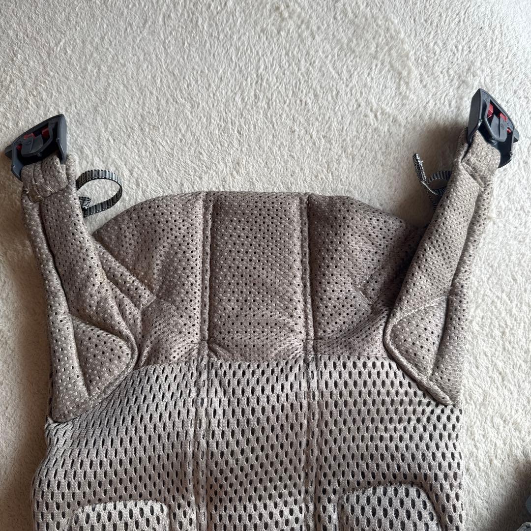 箱あり ベビービョルン 抱っこ紐 ワンカイグレーベージュ 美品