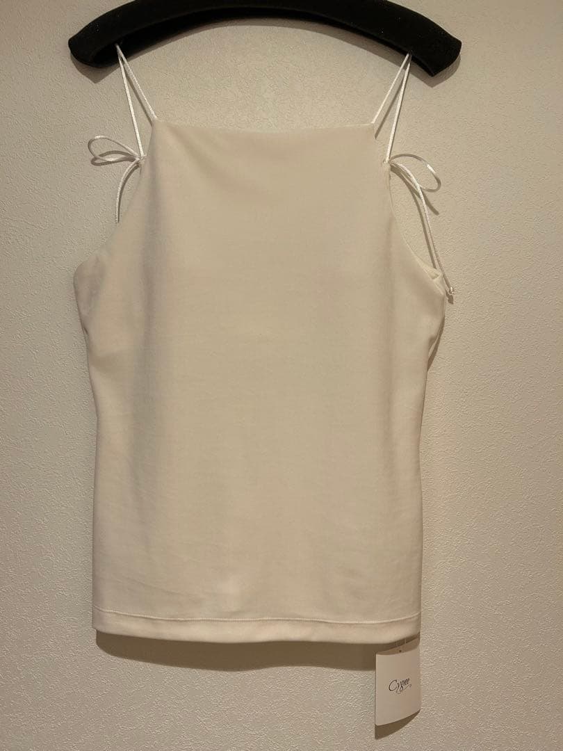 新品　cygne ベロアキャミソール Maw ホワイト サイズ０