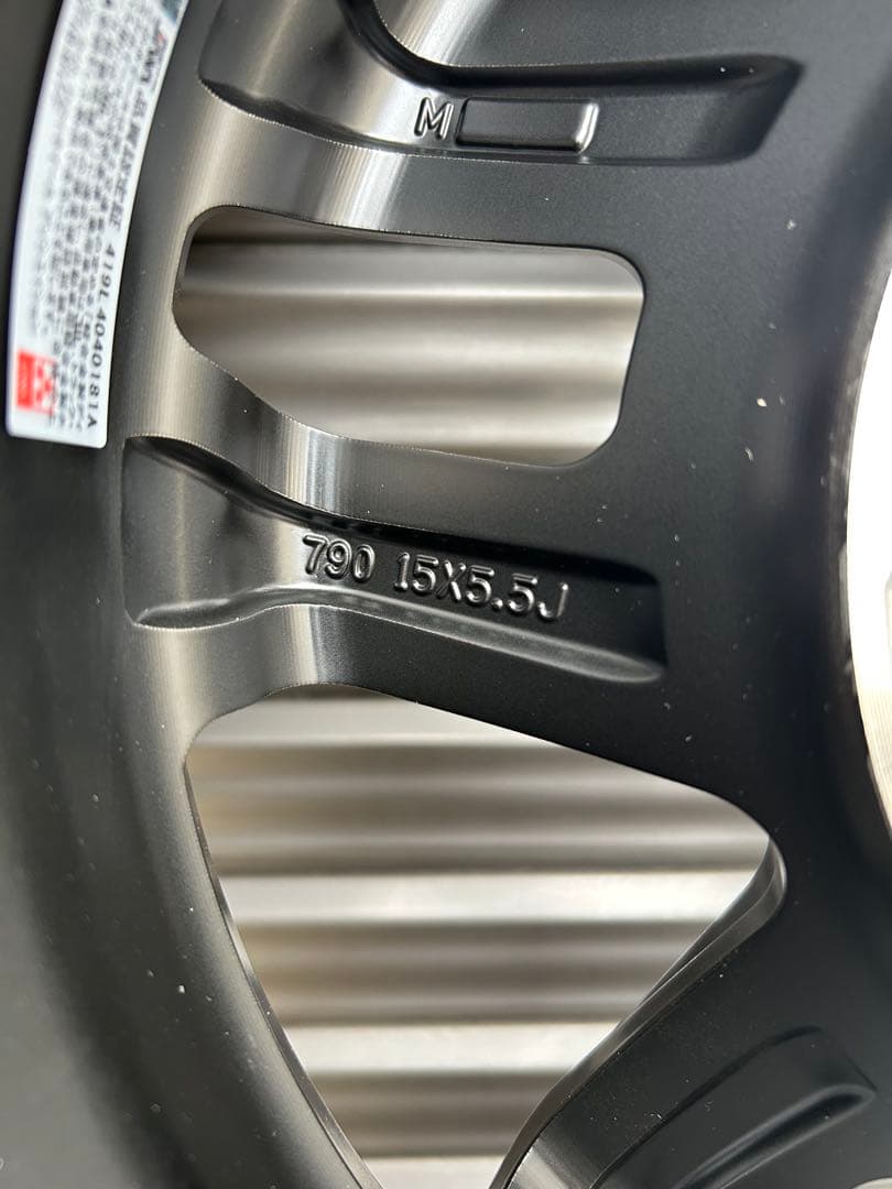 【がく丸】新品セットJB74ジムニーシエラ　ノマド　スタッドレス+ホイール