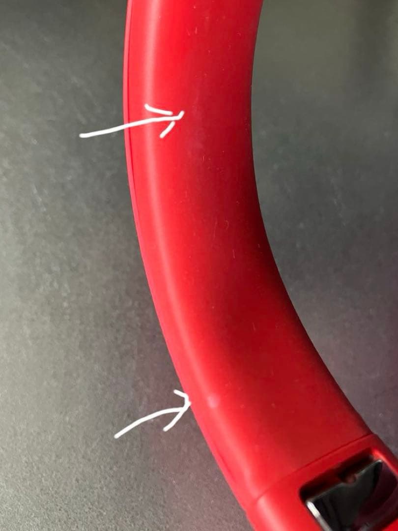 Beats Solo 4 “Ruby Red” Beats x JENNIE