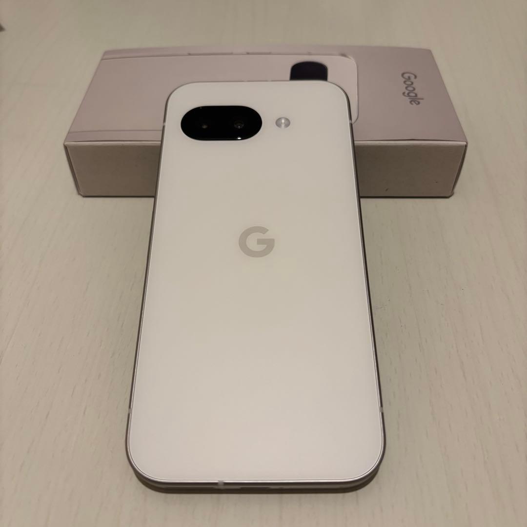 美品 Google Pixel 9a Porcelain ポーセリン