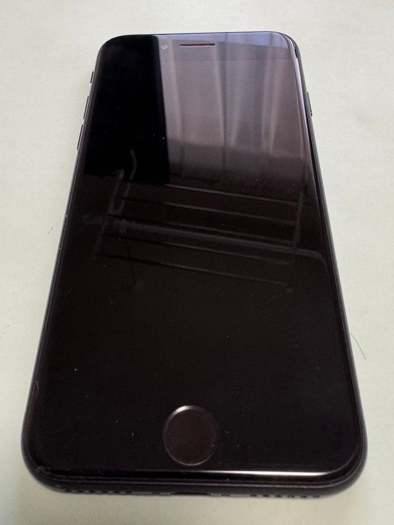 Apple iPhoneSE(第2世代) ブラック