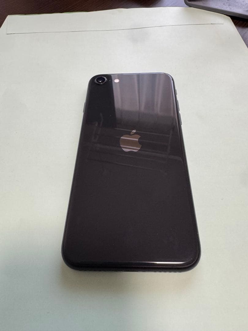 Apple iPhoneSE(第2世代) ブラック