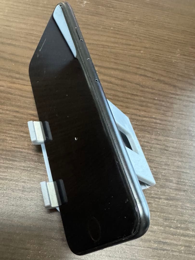 Apple iPhoneSE(第2世代) ブラック